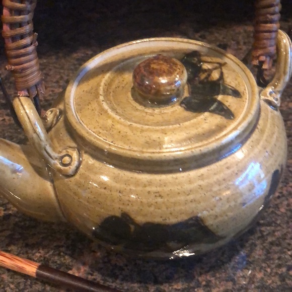 Teapot - Picture 3 of 4